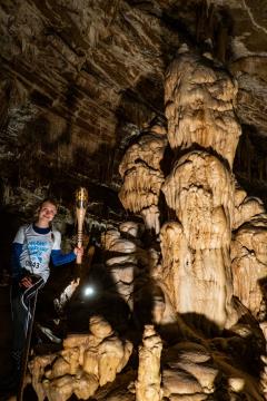 Olimpijska bakla in Maruša Mišmaš, foto Peter Zakrajšek